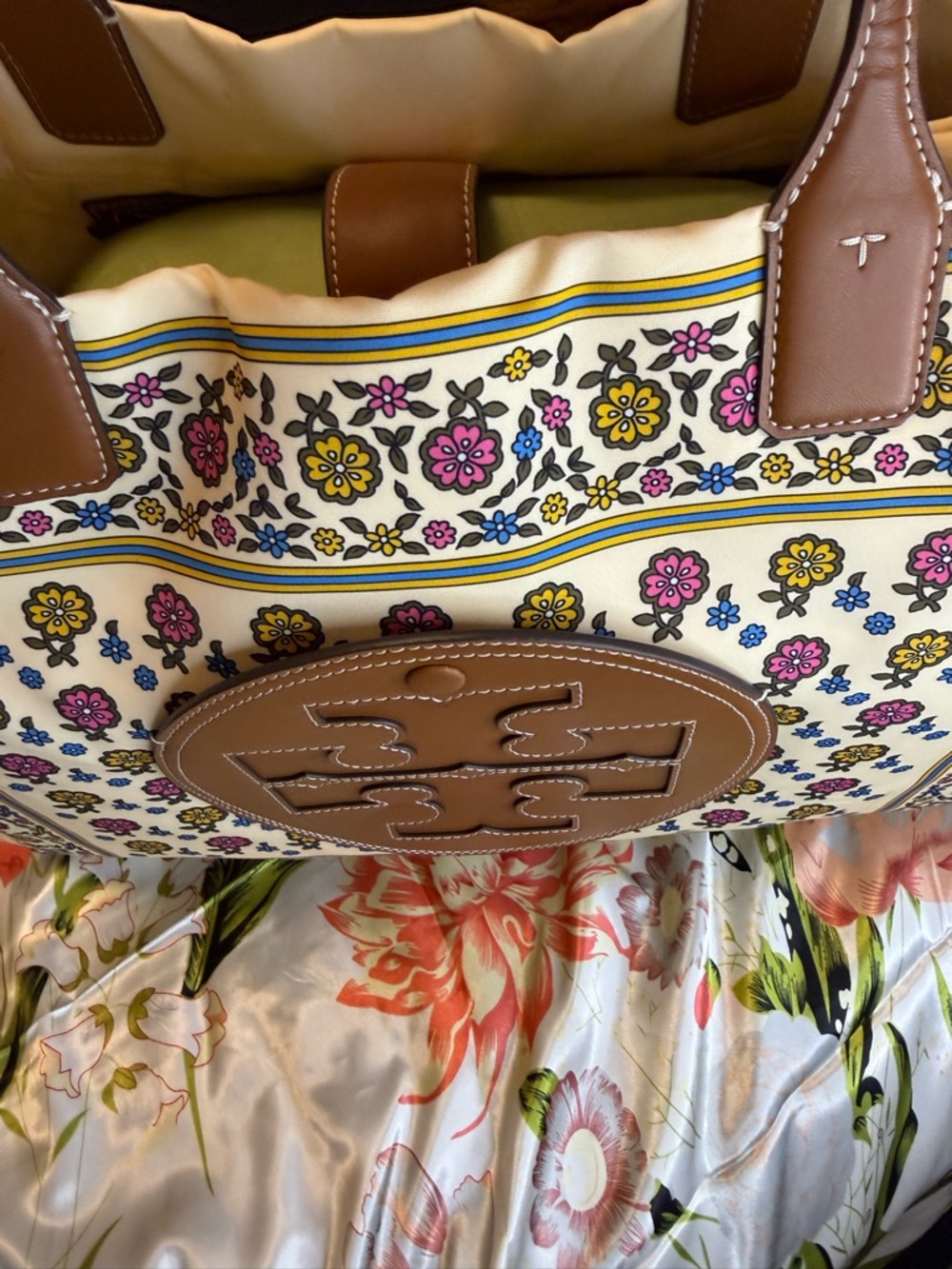 Tory Burch Ella Printed Tote Bag – Floral Canvas & Leather - Picture 10 of 16